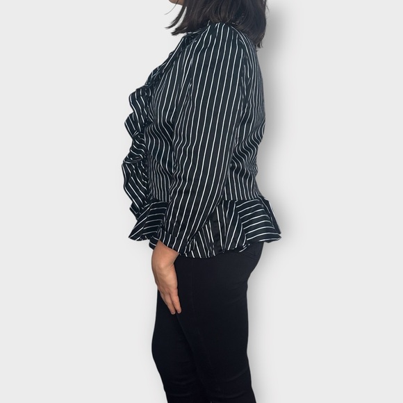 Lauren Ralph Lauren Black & White Striped Ruffle Shirt / Jacket / Blazer - Picture 3 of 6